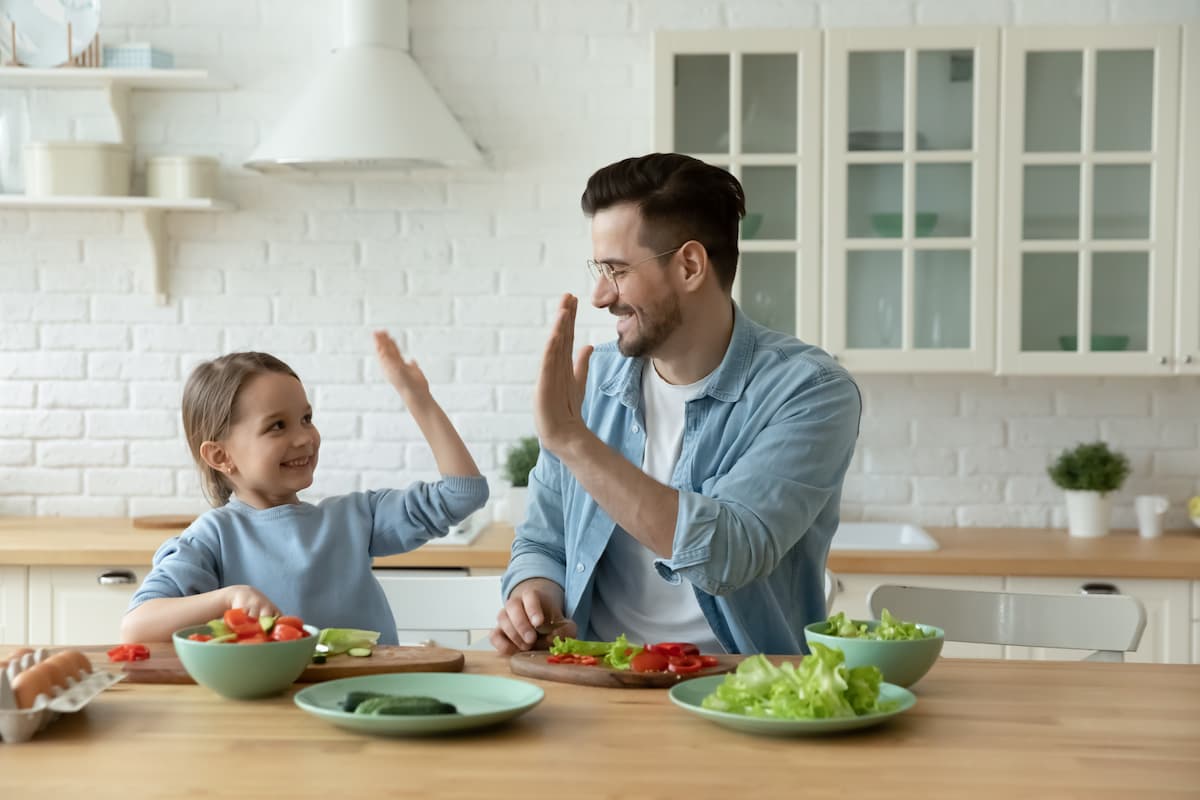 cuisiner avec des enfants